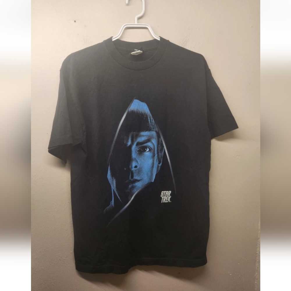 Vintage 2009 Star Trek Spock Shirt Size M Movie Promo Zachary Quinto